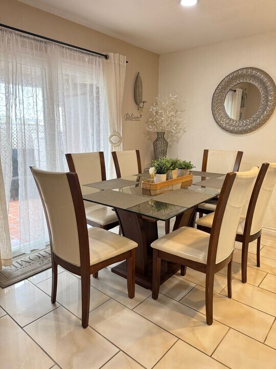 115 Candice Pl in Vista, CA - Building Photo