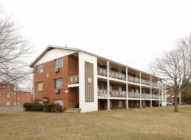 3640 Eakin Rd in Columbus, OH - Building Photo - Building Photo