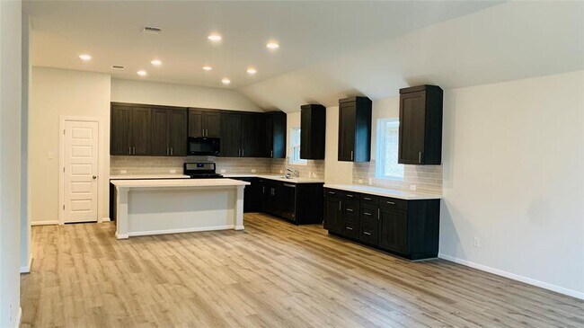 1512 Highland Ridge Rd in Georgetown, TX - Building Photo - Building Photo