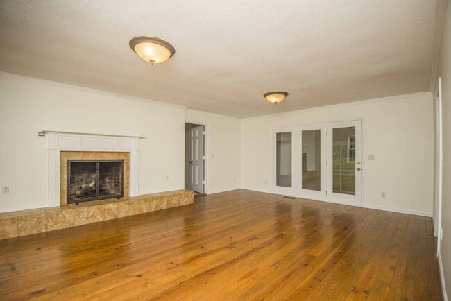 11144 Pleasant Forest Dr in Knoxville, TN - Building Photo - Building Photo