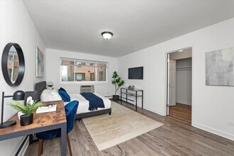 6211 N Kenmore Ave in Chicago, IL - Building Photo - Building Photo