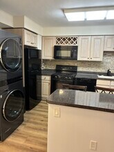 50 Belmont Ave, Unit 413 in Bala Cynwyd, PA - Foto de edificio - Building Photo