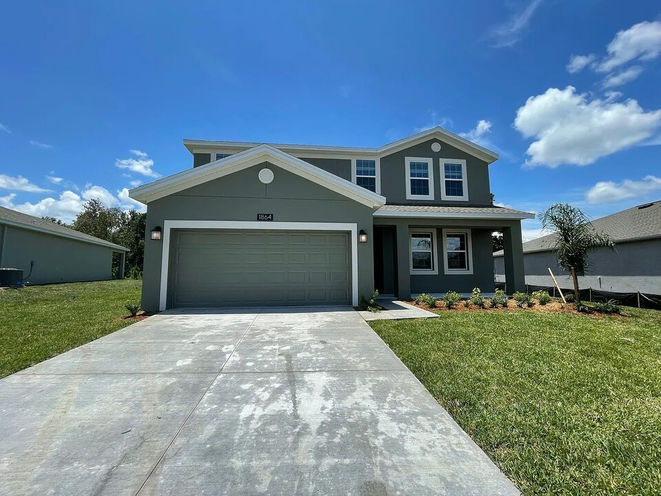 1864 Dumbleton Pl in St. Cloud, FL - Building Photo