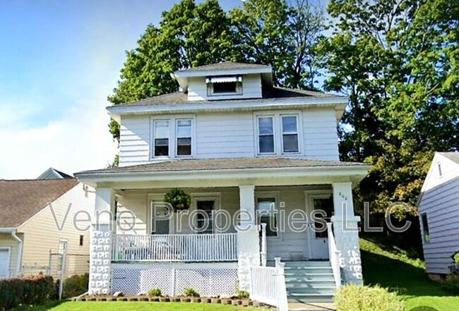 property at 800 Chestnut St