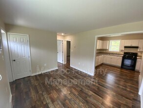 114-116 Loch Lane Dr in Louisa, VA - Building Photo - Building Photo