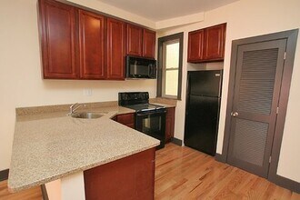 1932 N 18th St in Philadelphia, PA - Foto de edificio - Building Photo