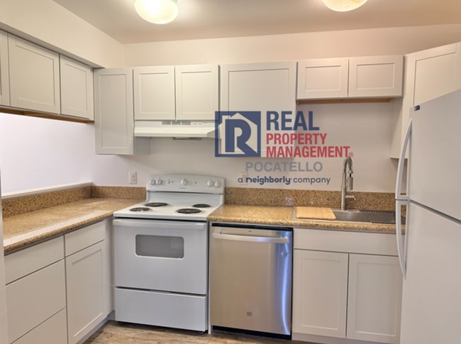 1522 Bench Rd in Pocatello, ID - Building Photo - Building Photo