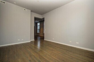 1752 W 21st Pl, Unit 2 in Chicago, IL - Building Photo - Building Photo