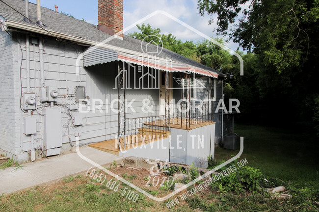 property at 2611 Edgewood Ave