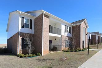 Ridgecrest Estates in Anniston, AL - Building Photo - Building Photo