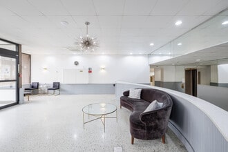 1350 Fifteenth Street in Fort Lee, NJ - Foto de edificio - Lobby