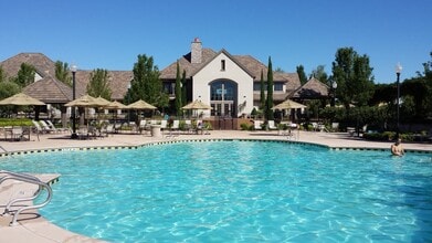 11752 Arista way in Rancho Cordova, CA - Building Photo - Building Photo