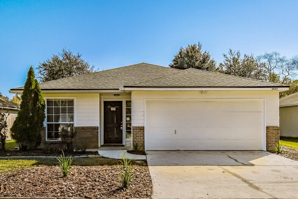 1817 Penzance Pkwy in Middleburg, FL - Foto de edificio