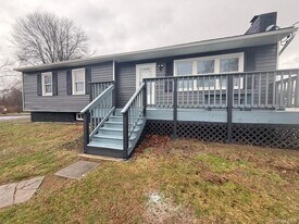 227 Whalesback Rd in Red Hook, NY - Building Photo