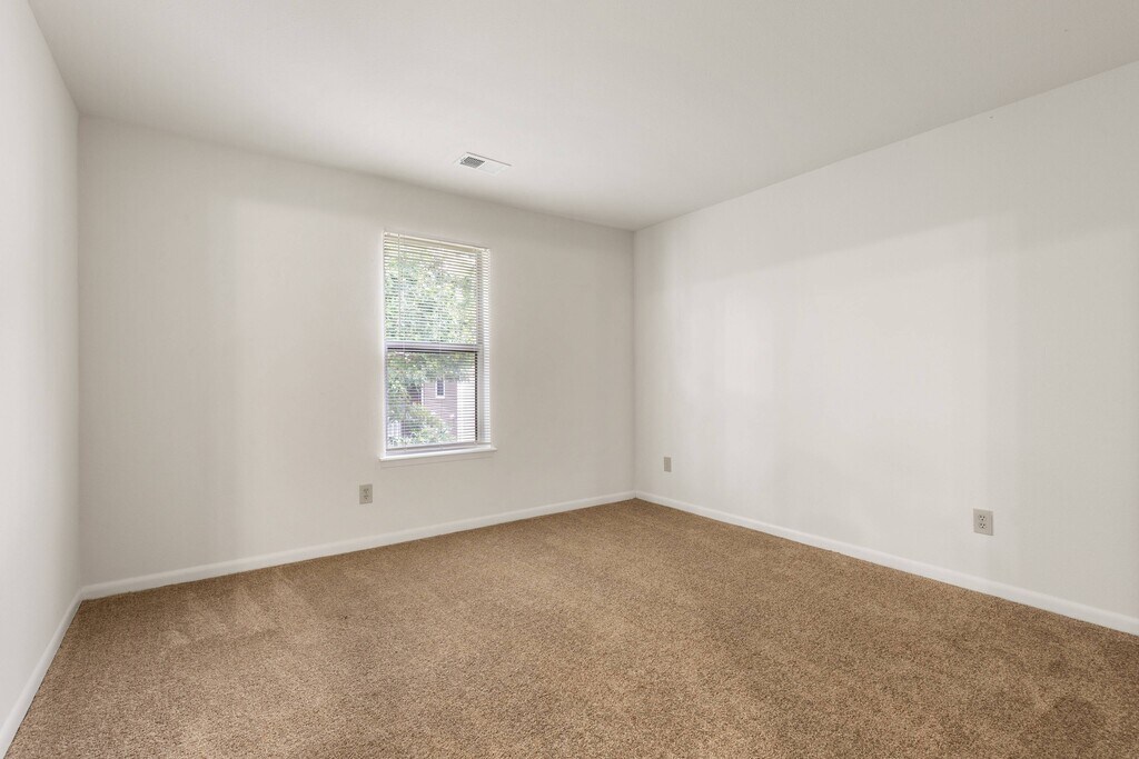 Greens at Schumaker Pond Apartments in Salisbury, MD