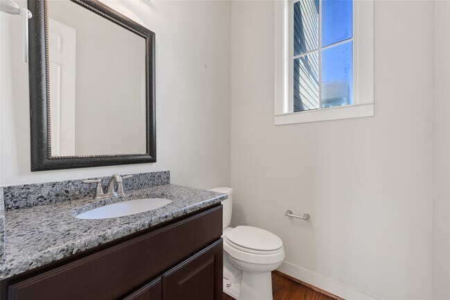 property at 1237 Hobbs Reach Ln