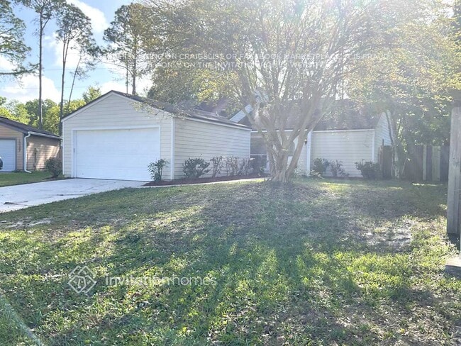 10393 Arrow Lakes Dr E in Jacksonville, FL - Building Photo - Building Photo