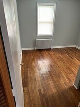 1637 E Cold Spring Ln in Baltimore, MD - Building Photo - Building Photo