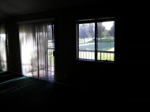 3232 Little Mountain Dr in San Bernardino, CA - Foto de edificio - Building Photo