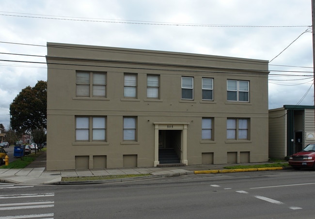 505 Lyon St in Albany, OR - Foto de edificio - Building Photo