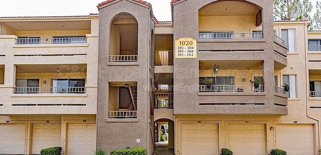 property at 1020 La Terraza Cir