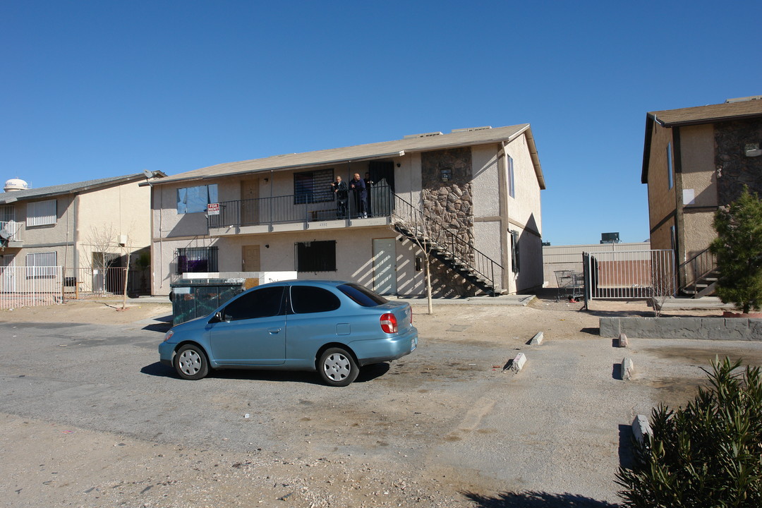 4332 Vornsand Dr in Las Vegas, NV - Building Photo