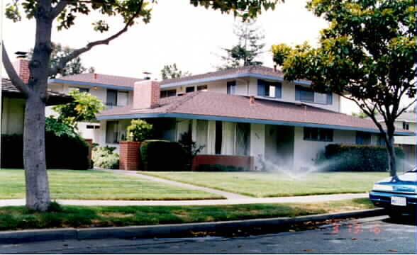 948 Weldwood Ct in Los Gatos, CA - Foto de edificio - Building Photo