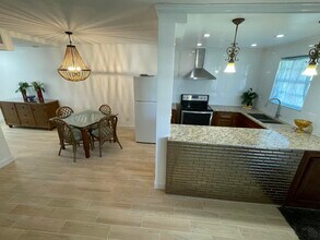 30 SE 13th St in Boca Raton, FL - Building Photo - Building Photo