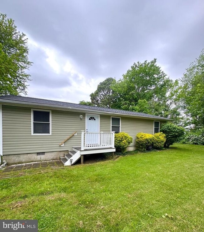 property at 22 Alden Ct