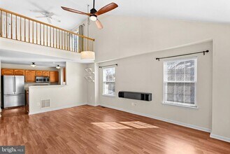 43374 Greyswallow Terrace in Ashburn, VA - Building Photo - Building Photo