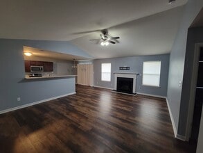 5207 Footpath Ct in Eureka, MO - Building Photo - Building Photo