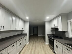 6476 Orizaba Ave in Long Beach, CA - Building Photo - Building Photo