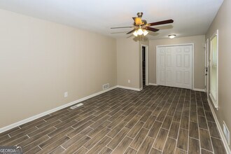160 Allenwood Rd in Fayetteville, GA - Building Photo - Building Photo