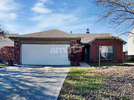 13850 Bruddy Dr in Fishers, IN - Building Photo