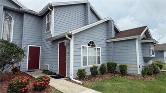 120 Coco Plum Dr in Davenport, FL - Building Photo