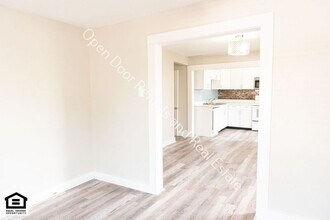 1006 Runnion Ave in Fort Wayne, IN - Building Photo - Building Photo
