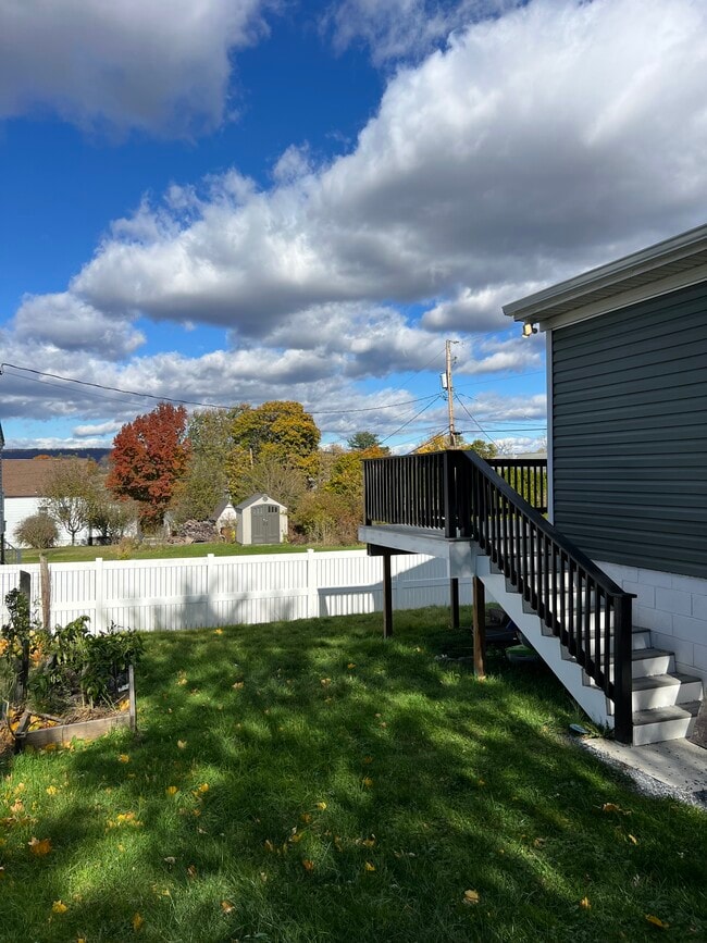 5303 Woodland Rd in Harrisburg, PA - Building Photo - Building Photo