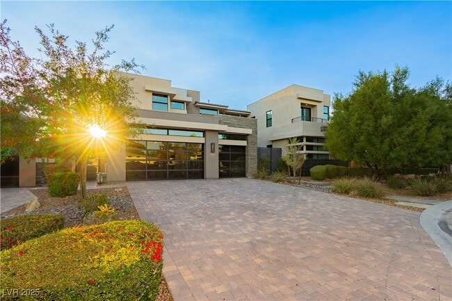 94 Glade Hollow Dr in Las Vegas, NV - Building Photo - Building Photo