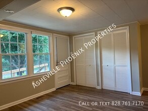 203 Hawthorne Ave in Swannanoa, NC - Building Photo - Building Photo