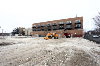 1600 W Madison St in Chicago, IL - Building Photo - Building Photo