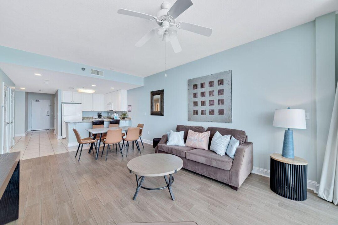 455 E Beach Blvd in Gulf Shores, AL - Building Photo