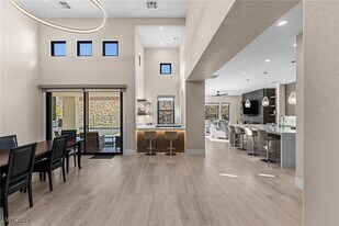 2245 Green Mountain Ct, Unit 2-B-1307 in Las Vegas, NV - Building Photo