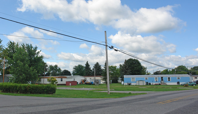 Caledonia Mobile Home Community in Caledonia, NY - Building Photo - Building Photo