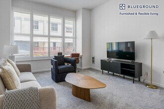 220 Lombard St in San Francisco, CA - Building Photo - Building Photo