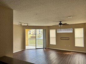 1325 Lake Shadow Cir, Unit 12102 in Maitland, FL - Building Photo