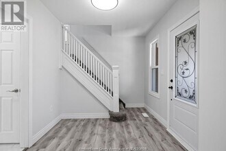 348 Caroline St in Windsor, ON - Building Photo - Building Photo