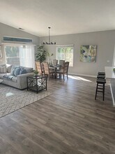 11112 Calgary Way in Valley Center, CA - Building Photo - Building Photo