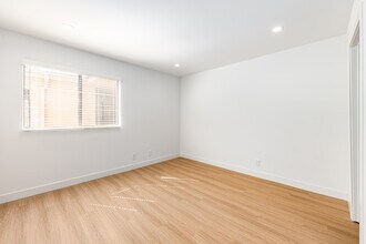 800 Orange Grove Avenue in Glendale, CA - Building Photo - Interior Photo