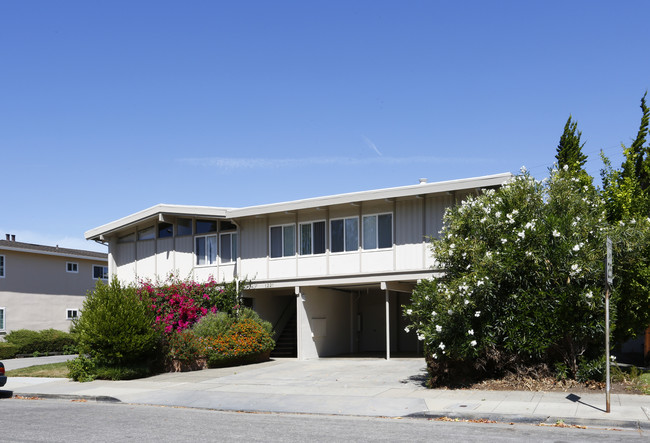 1221 Parkington Ave in Sunnyvale, CA - Foto de edificio - Building Photo