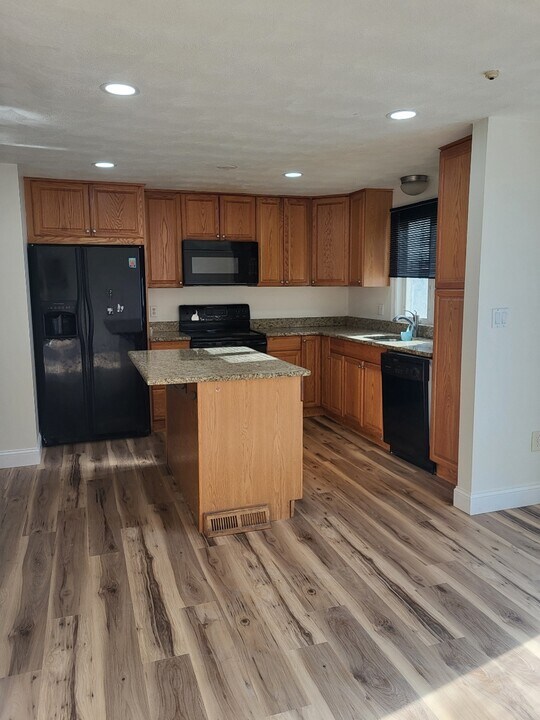 70 Broadway in North Attleboro, MA - Building Photo